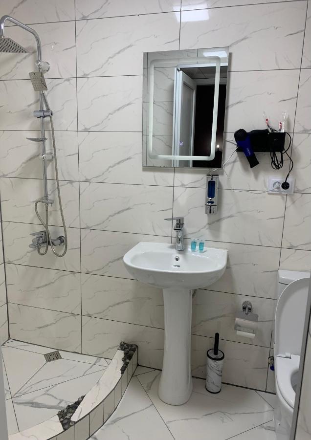 Mate'S Home Kazbegi Luaran gambar
