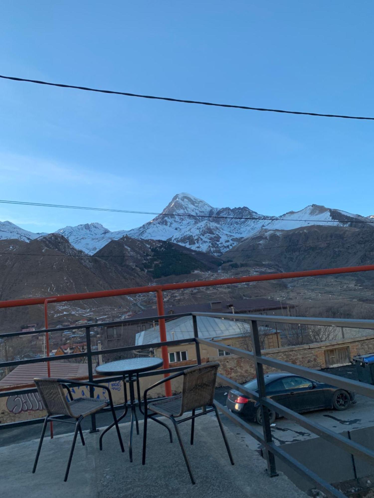 Mate'S Home Kazbegi Luaran gambar