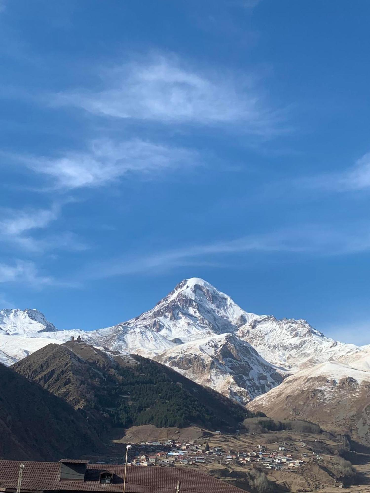 Mate'S Home Kazbegi Luaran gambar